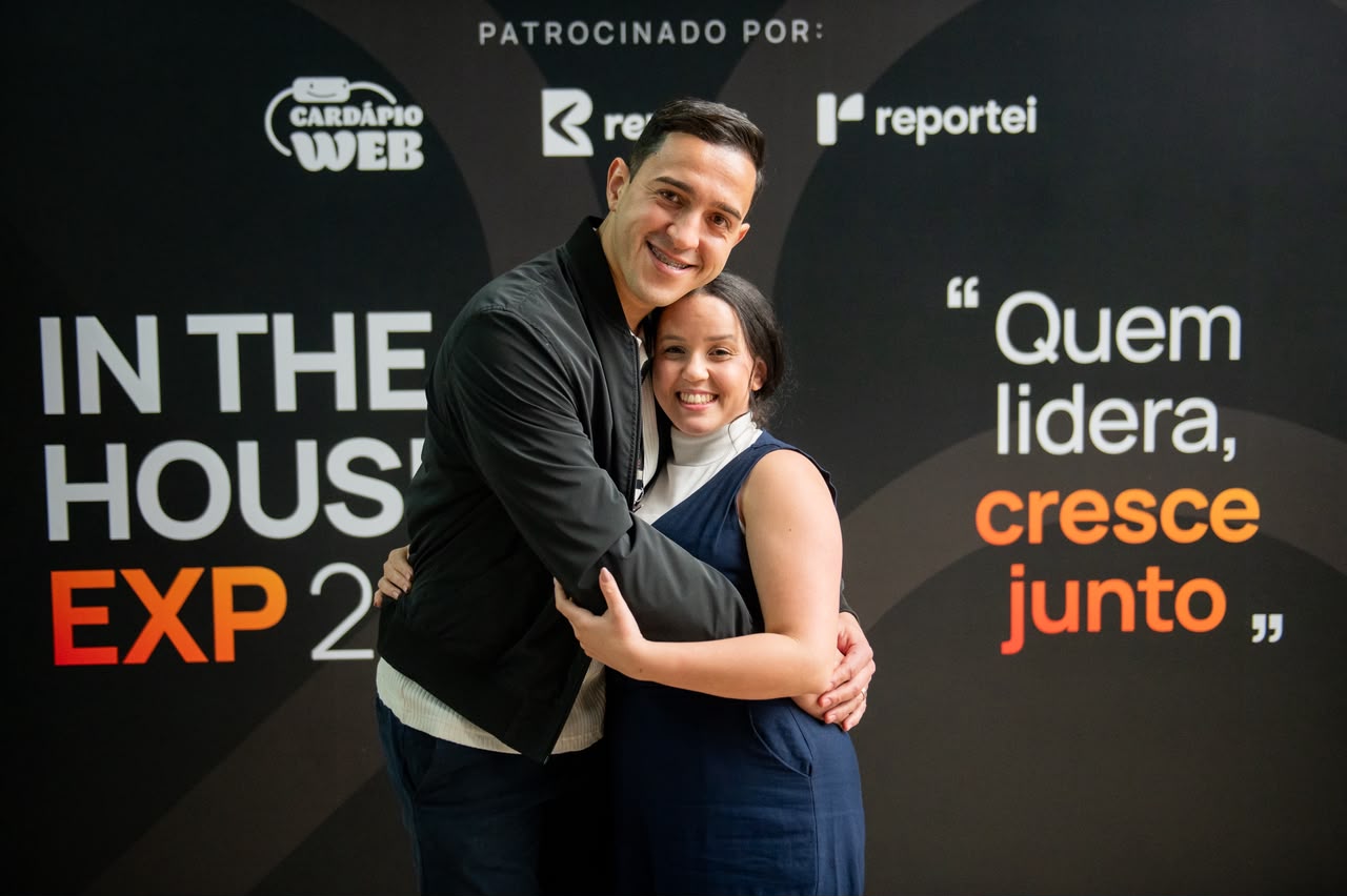 Lucas e Natasha no evento In The House